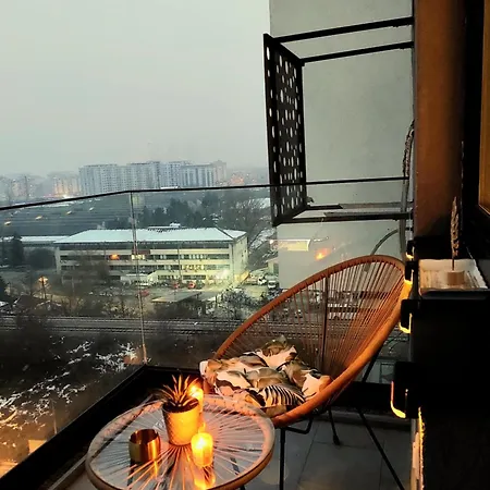 Apartment Leaf - East Gate *